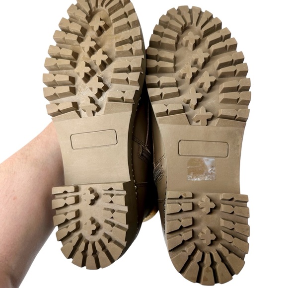 Cecelia New York Trekker Combat Boots Taupe Brown Tan Faux Fur Gold SZ 7.5 - Picture 13 of 16